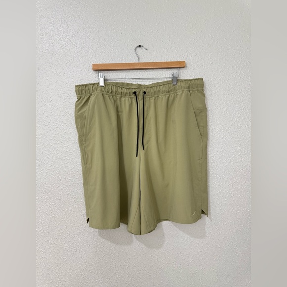 NIKE Mens Dri-Fit Unlimited Men's Unlined Woven Fitness Shorts Size XXL NWT 9” - Picture 2 of 8